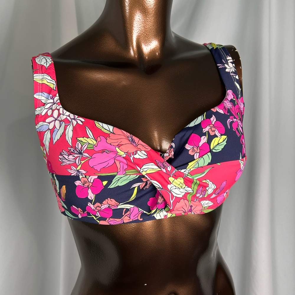 Tommy Bahama Summer Floral Twist Front Bikini Top - Small - NWOT